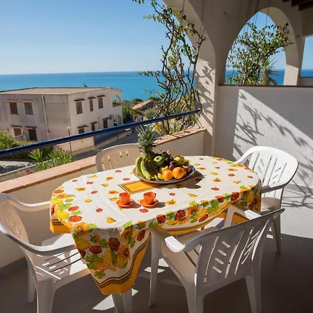 Apartment Two Near The Sciacca