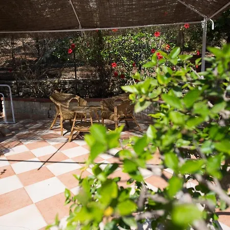 Two Near The 2 Apartment *